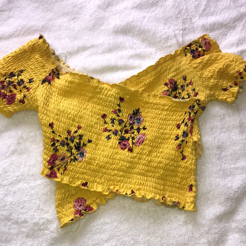 Crop top - Picture 2 of 2